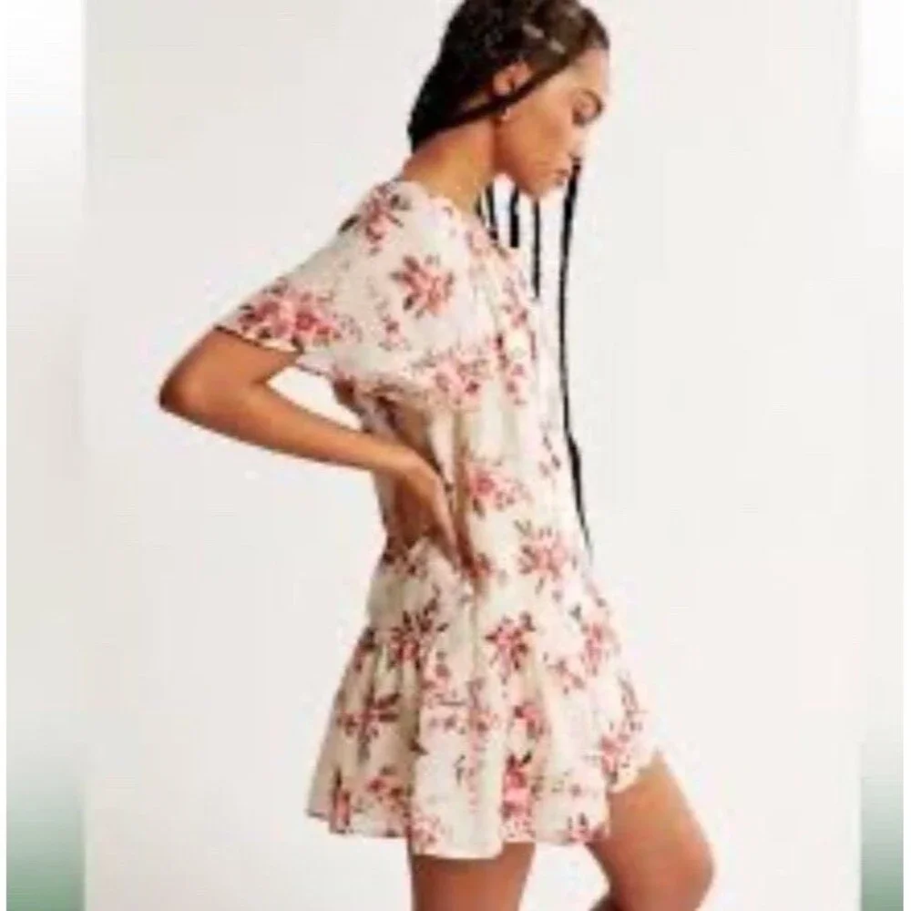 NWT Abercrombie & Fitch Floaty Dress XS Trapeze Mini Floral Boho Lightweight - Picture 1 of 11